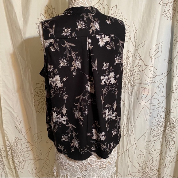 Rachel Roy black floral blouson wrap top - Picture 4 of 5